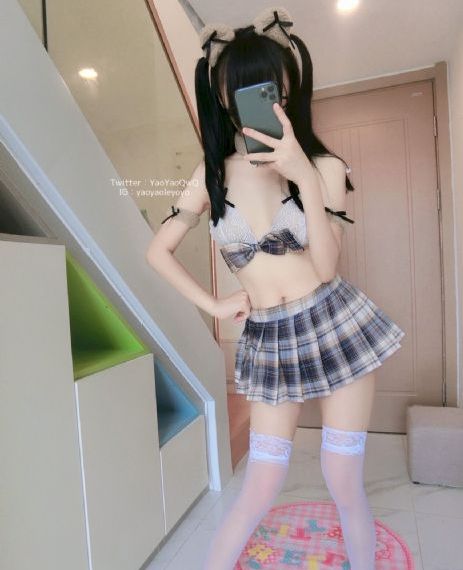 英版色戒_1080影视在线观看