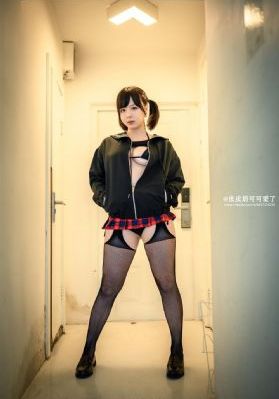 强行扒开双腿猛烈进入老师_BD国语免费播放