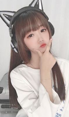 校园喂不饱的荡货h_快播高清无删减WWW